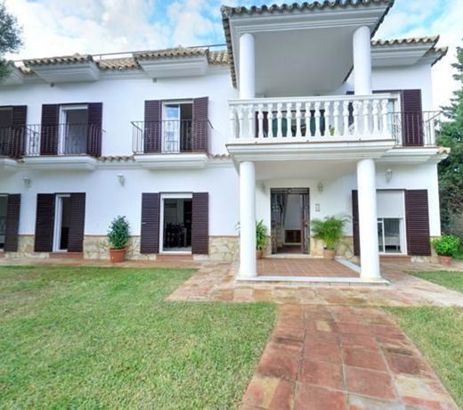 Apartamentos Costa Trafalgar