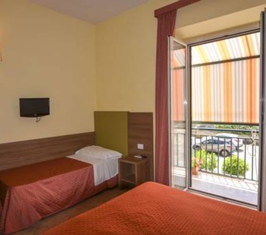 Gu Hotel
