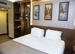 Grand Aras Hotel & Suites. фото 4