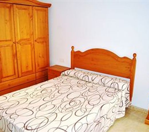 Ar Eton