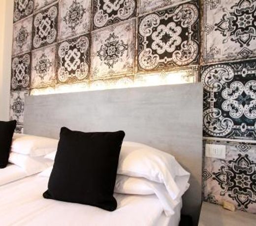 B City Hotel