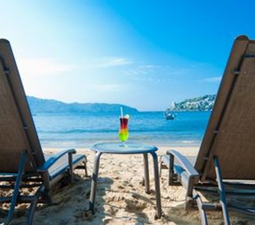 Ramada by Wyndham Acapulco Hotel & Suites