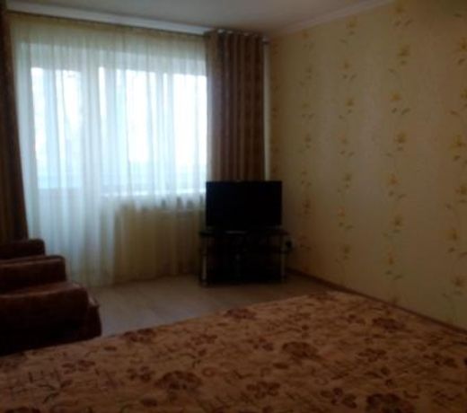 Apartment on Lenina 73