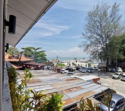 8 Boutique By The Sea