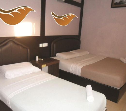 Golden Leaf Hotel @ Taman University