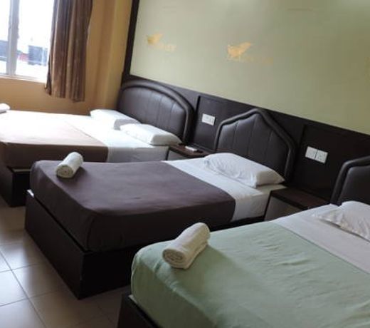 Golden Leaf Hotel @ Taman University