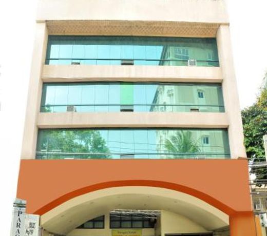 Paragon Suites