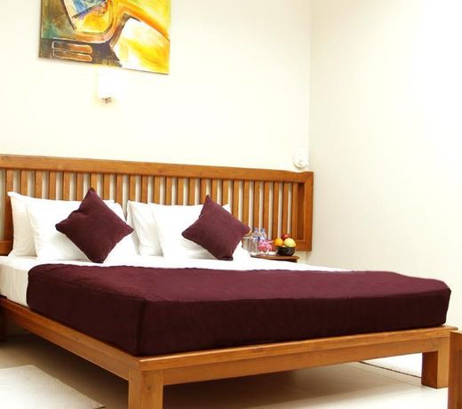 Port View City Hotel