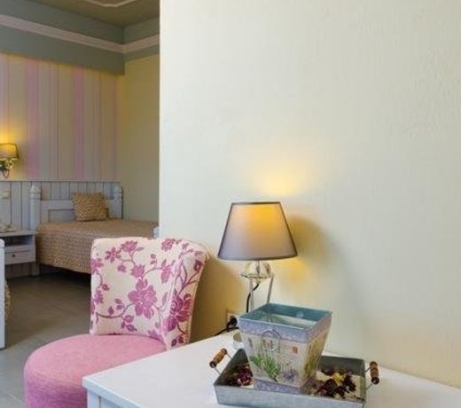 Ocean Beach Hotel