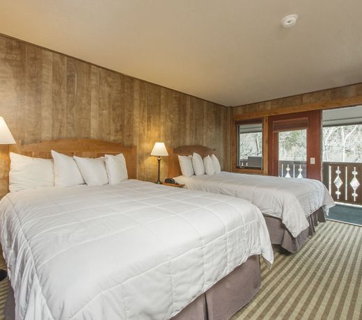 Silver Moon Inn