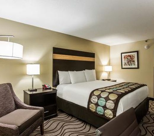 Clarion Hotel Charlotte Airport & Conference Center