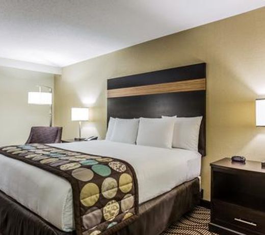 Clarion Hotel Charlotte Airport & Conference Center