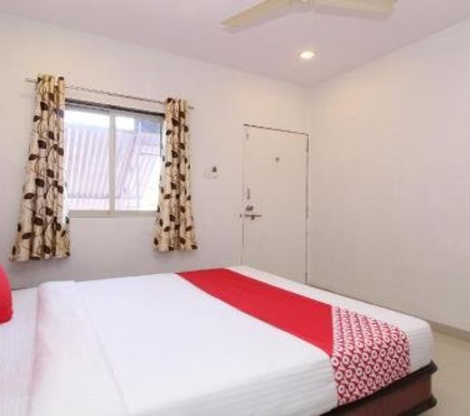 Hotel Jambhale Palace
