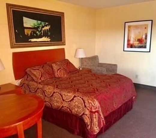 Town & Country Motel