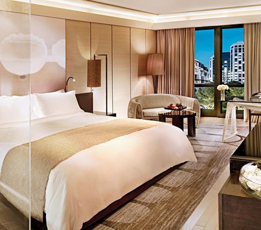 Siam Kempinski Hotel Bangkok - SHA Extra Plus Certified