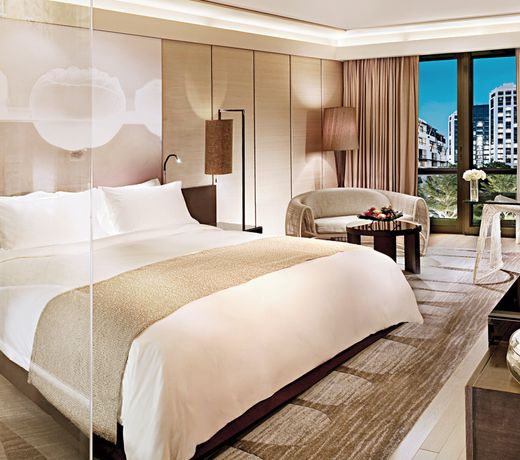 Siam Kempinski Hotel Bangkok - SHA Extra Plus Certified