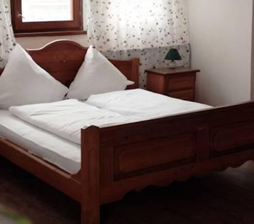 Vintazh Otel Surikova