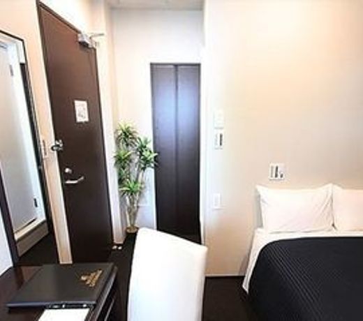 HOTEL LiVEMAX Saitama-Asaka-Ekimae