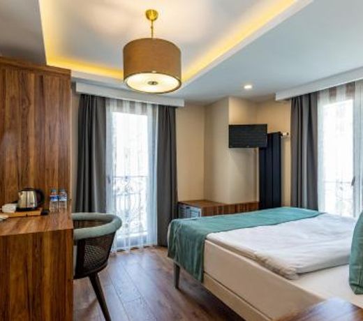 Interstar Hotel