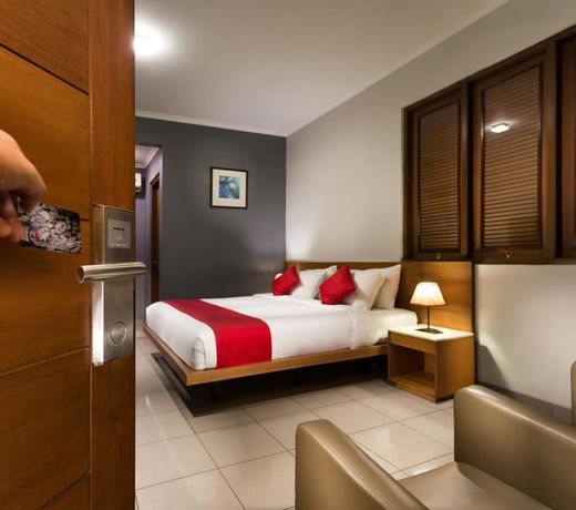 Ilos Hotel