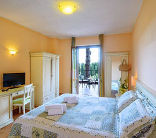 Pian Dei Mucini Resort Il Borgo
