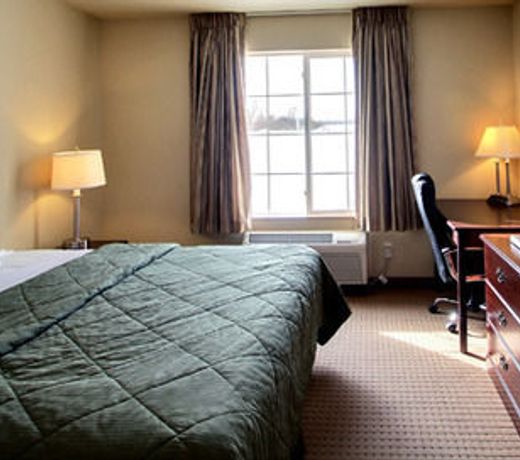Boarders Inn and Suites by Cobblestone Hotels - Evansville