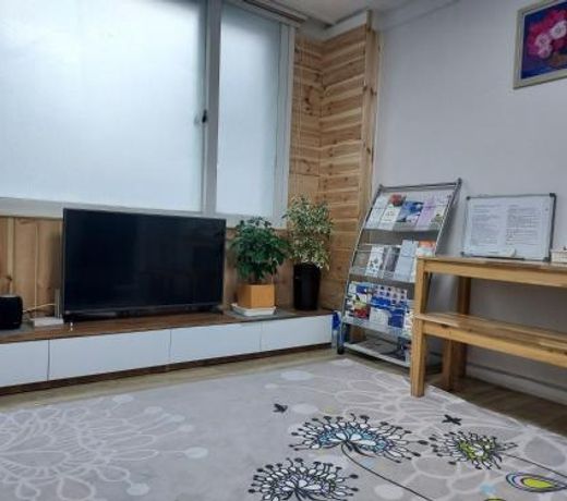 J&J Guesthouse