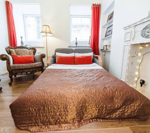Uptown apartment