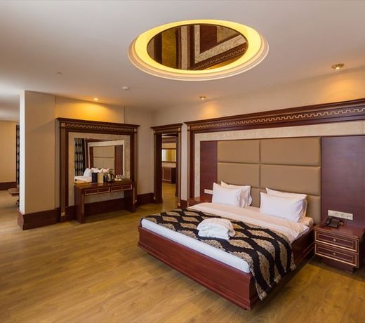 Renaissance Palace Baku