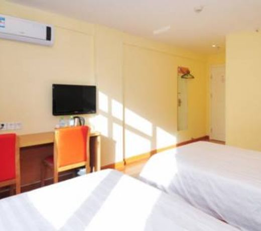 Home inn Sanya Shangpinjie Avenue