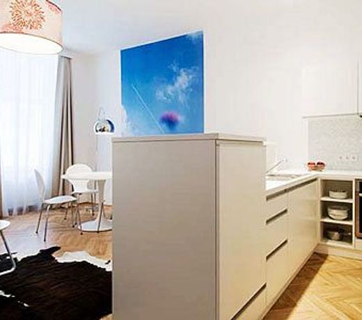 SUITESVIENNA.COM