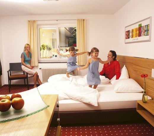 Hotel.Pension.Golingen