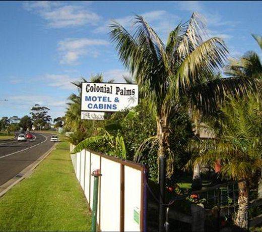 Colonial Palms Motel - Adults Only