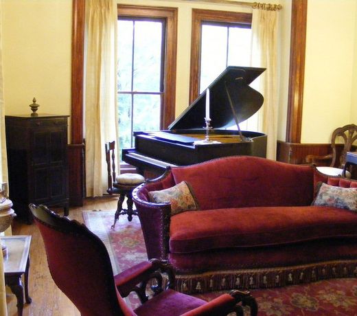 Adair Manor Bed & Breakfast