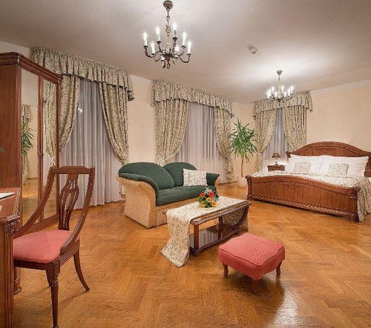 Boutique Hotel Constans