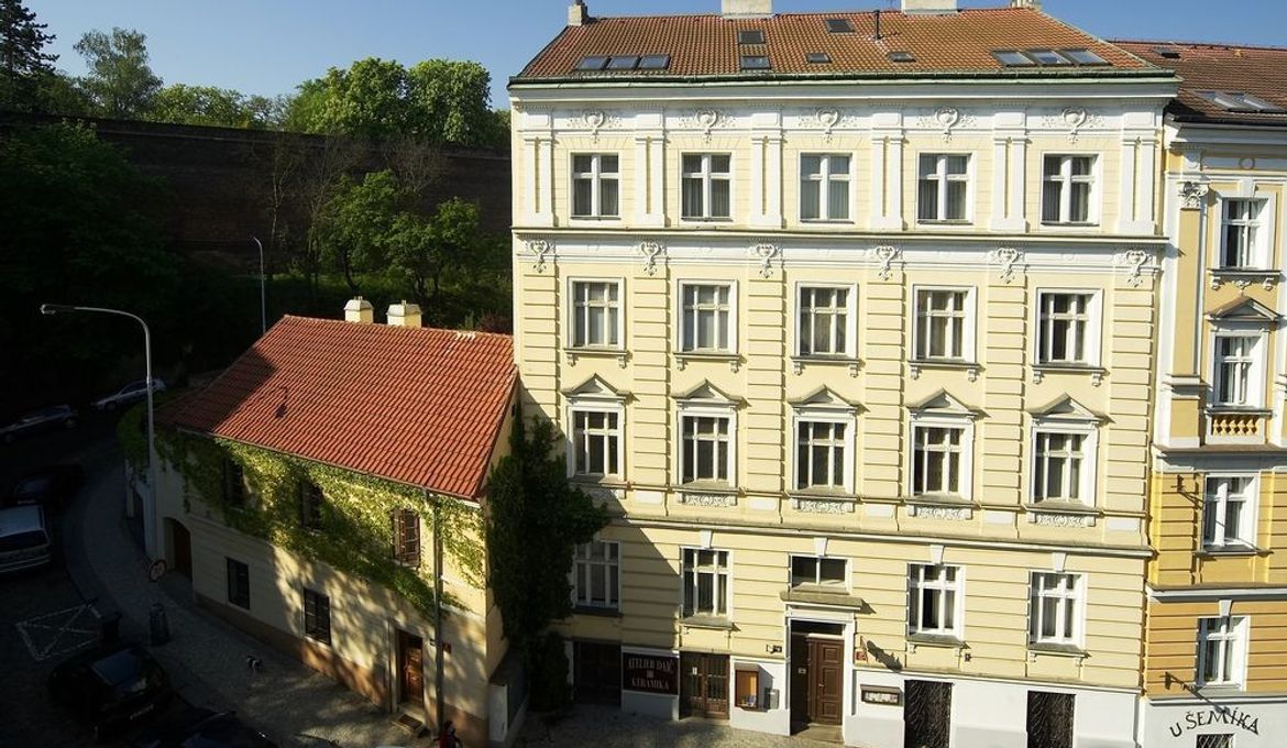 Apartments Vysehrad With Free Parking