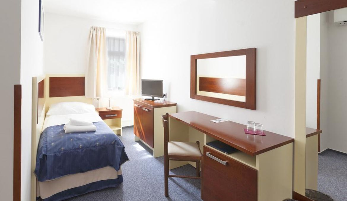 Hotel Atos