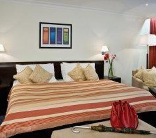 HOTEL PRAHA