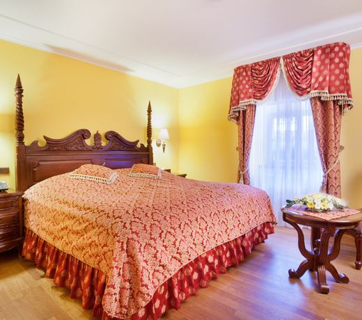 Hotel U Prince Prague by BHG