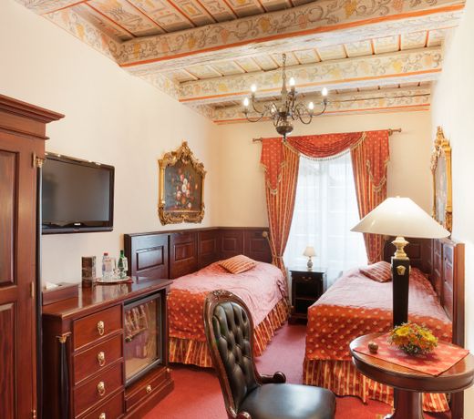 Hotel U Zlateho Stromu Prague by BHG