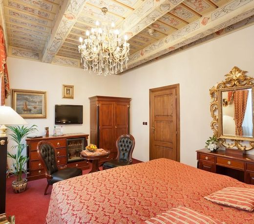Hotel U Zlateho Stromu Prague by BHG