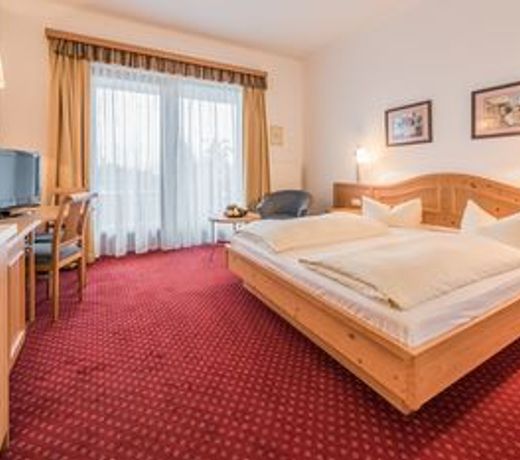 Cordial Hotel Going