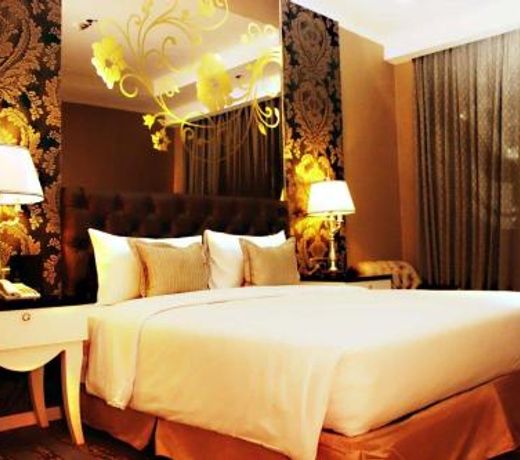 Sutanraja Hotel & Convention Centre