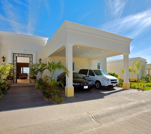 Pueblo Bonito Emerald Luxury Villas & Spa All Inclusive