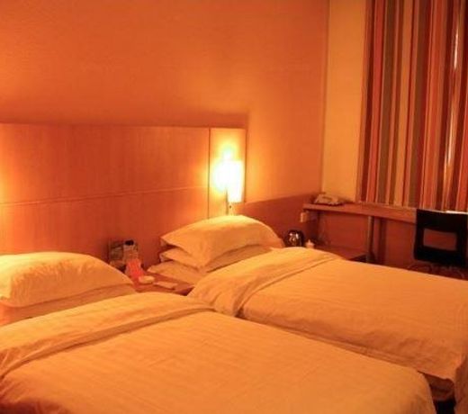 Baotou Donghao Hotel