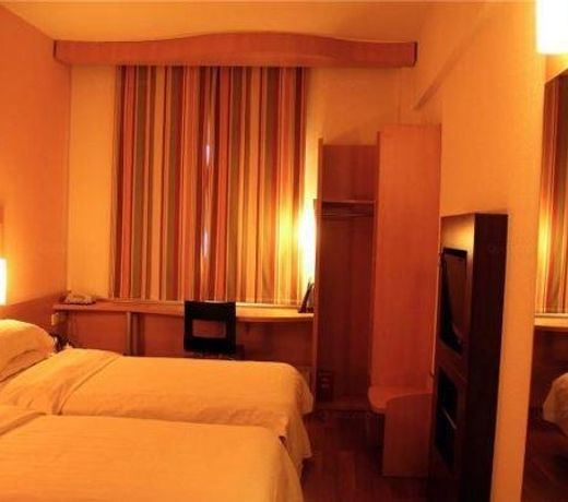 Baotou Donghao Hotel