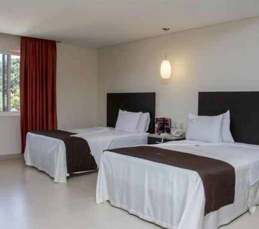 La Isla Auto Hotel