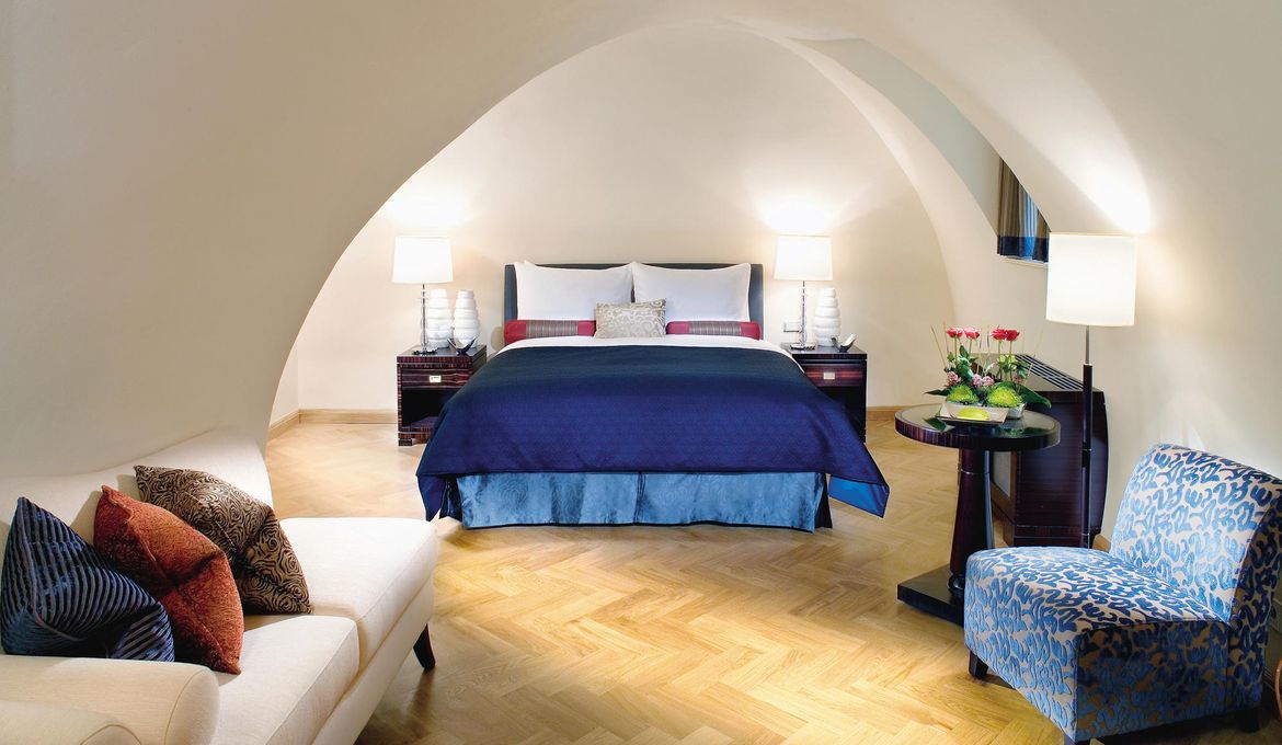 Mandarin Oriental, Prague