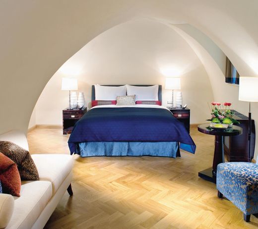 Mandarin Oriental, Prague
