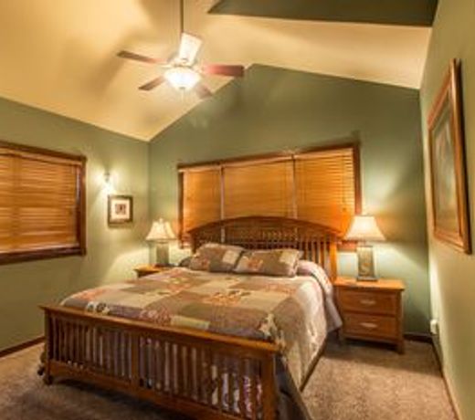Marys Lake Lodge Mountain Resort and Condos